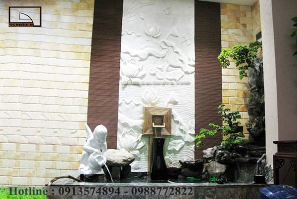 Tiểu cảnh đẹp với phù điêu hoa lá